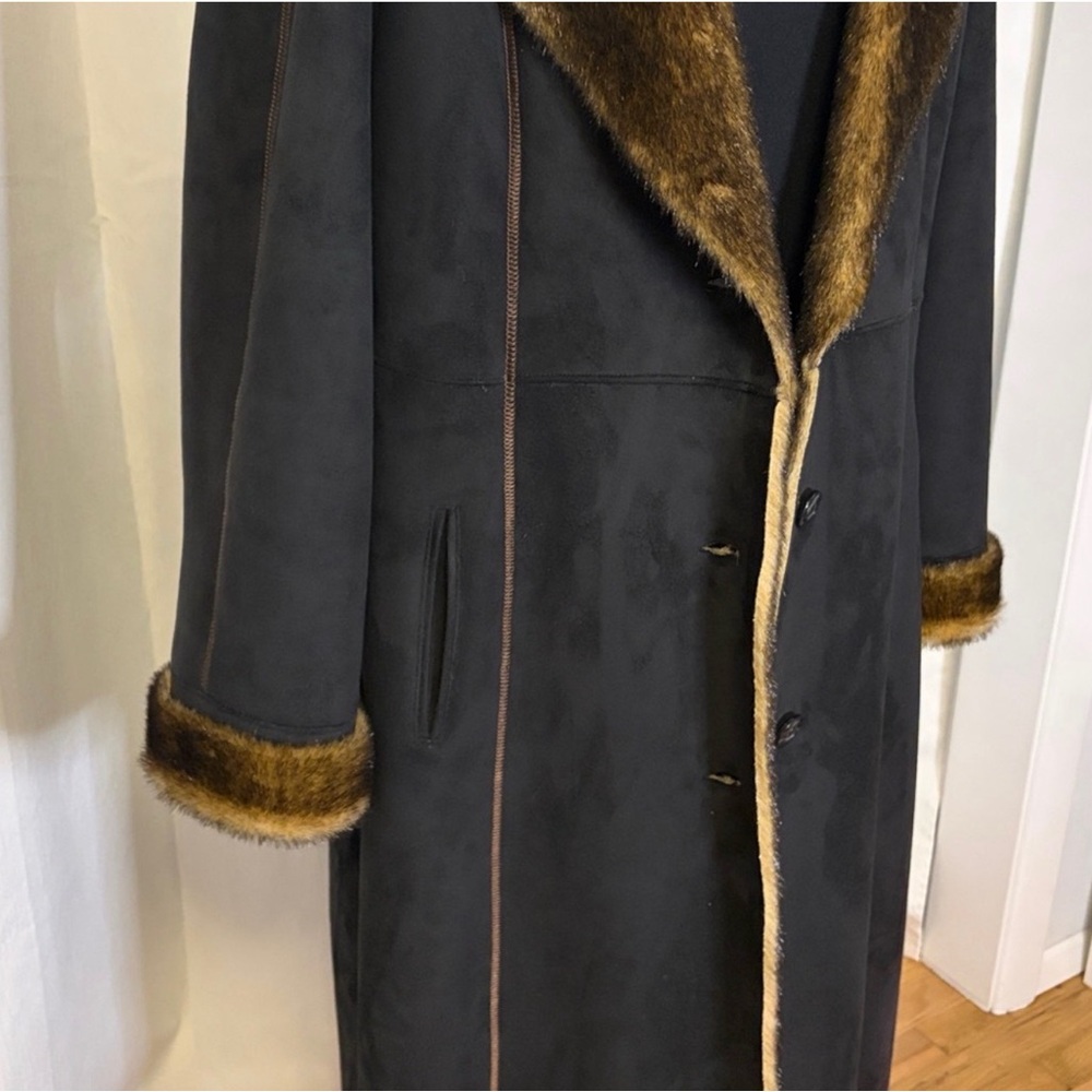Long Black Coat with Brown Fur Trim - Picture 2 of 8